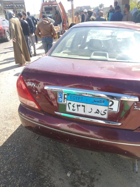 مصرع اثنين واصابة ١١ آخرين في حادث تصادم سيارتين عند مدخل عزبة الدارين بأسيوط