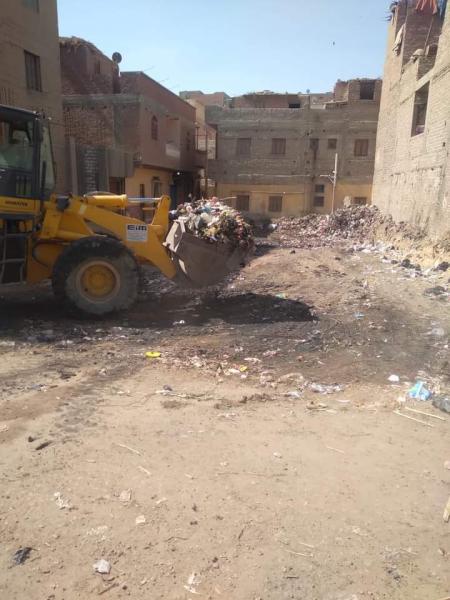 تفاصيل إزالة الإشغالات من الطرق بقرية دشلوط  وساو  بديروط