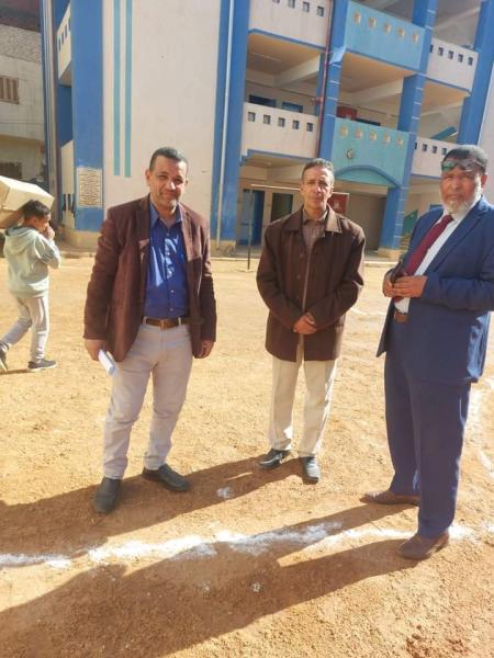 مدير تعليم منفلوط يتفقد مدرسة العتامنه وقرية رميح