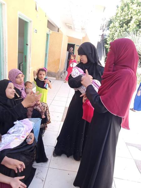 صحة مركز اسيوط يعقد ندوة عن التطعيمات الاجبارية للأطفال بقرية بهيج