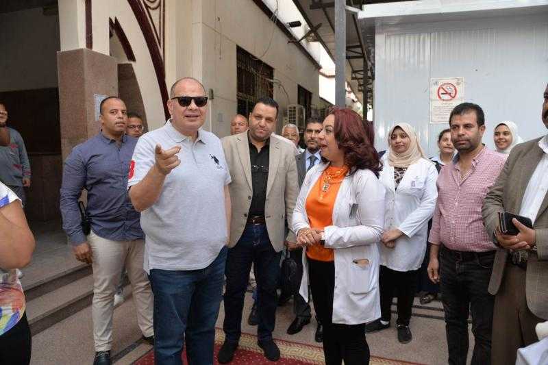 محافظ أسيوط يتفقد اقسام مستشفى الرمد للعيون بعد الأنتهاء من تطويرها