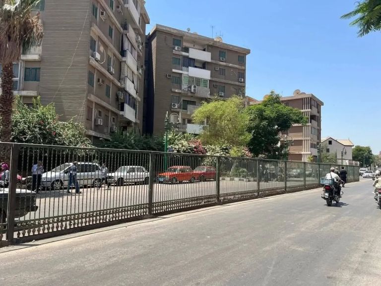 مصدر مسئول يؤكد : سور أسيوط العظيم يحمي أرواح الأطفال الأبرياء أثناء خروجهم من المدارس