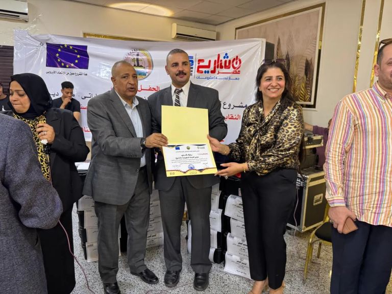 عمال أسيوط يهنئون الرئيس السيسى والشعب المصرى بالذكرى ال ٥٢ لأنتصارات أكتوبر المجيدة