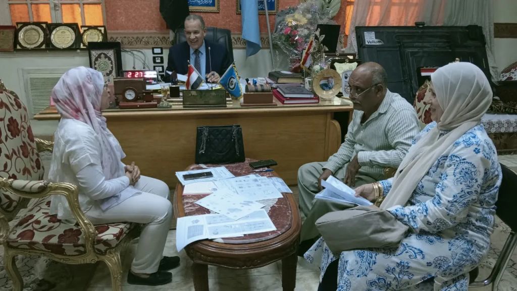 . مدير تعليم أسيوط يعلن انطلاق حملة التوعية بصحة الفم والاسنان بالمدارس الابتدائية بالتعاون مع الصحة