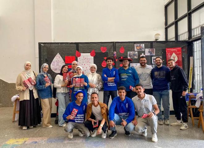 خمسة عشر عامًا من العطاء: كيف قاد الاتحاد المصري لطلاب الصيدلة رحلة التبرع بالدم في مصر؟