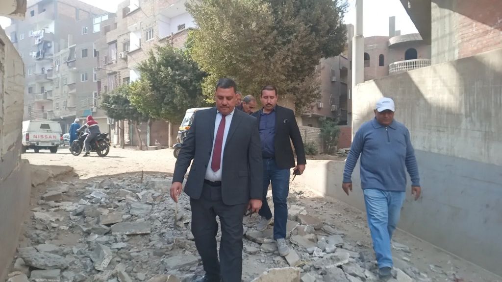 رئيس مركز القوصية يتابع أعمال تطوير نفق الشيخ داوود