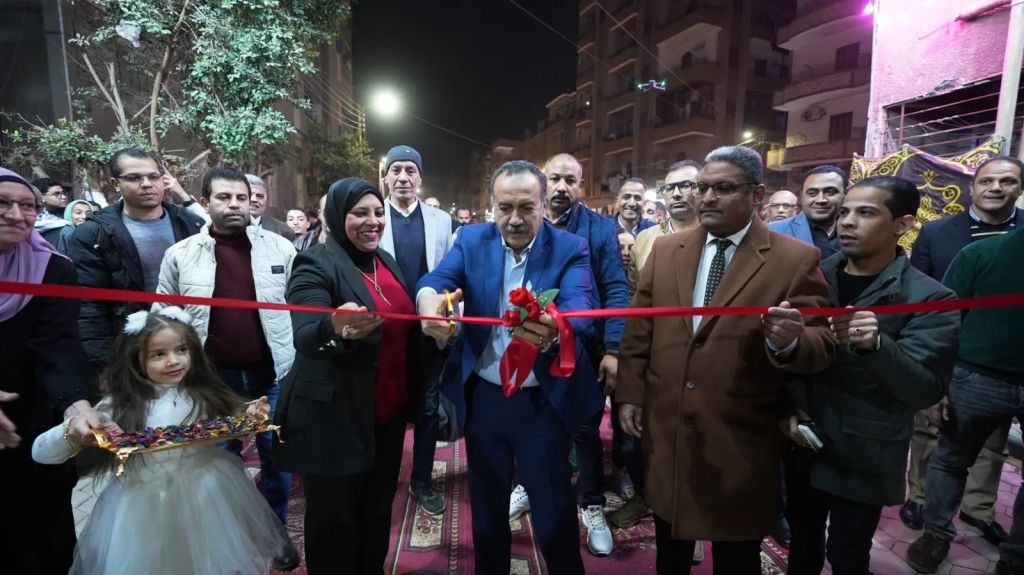 محافظ أسيوط يناقش مع إحدى الجمعيات التنموية إنشاء مأوى للكلاب الضالة وتشغيل معمل البان ودعم الحرف التراثية