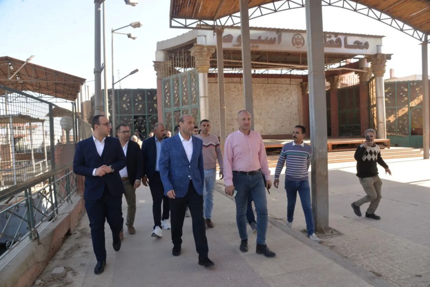 محافظ أسيوط يتفقد مرسى الحمراء ومرسى حورس السياحى ويوجه برفع الكفاءة وتعظيم الأستفادة من نهر النيل