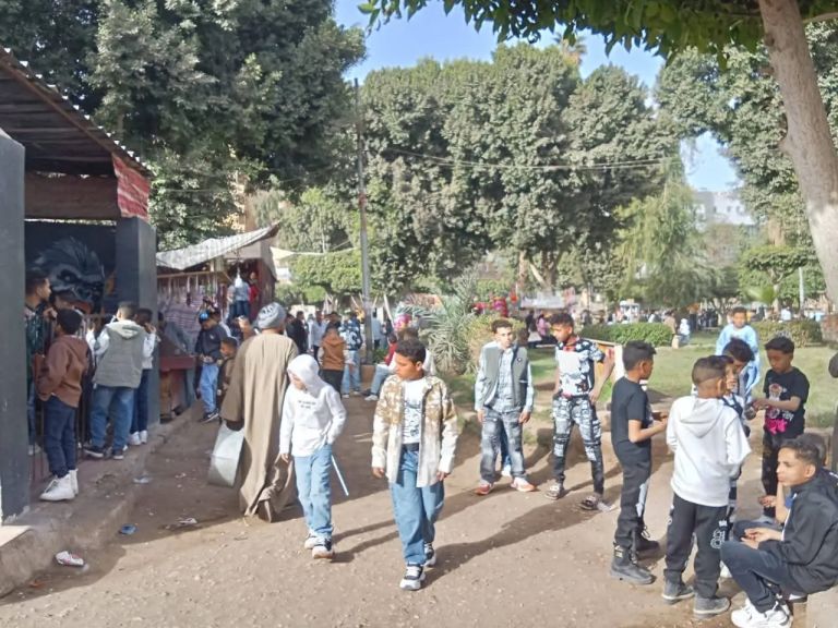 ” محافظ أسيوط” توافد الزائرين بكثافة على حديقة ناصر بأبوتيج في تاني أيام عيد الفطر وسط أجواء آحتفالية آمنة