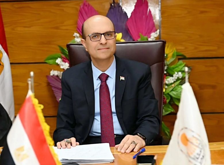 ”المنشاوي” يُصدر قرارًا بتشكيل لجنة تنفيذية لمراجعة البرامج الدراسية وربطها باحتياجات سوق العمل وتعزيز قابلية توظيف الخريجين