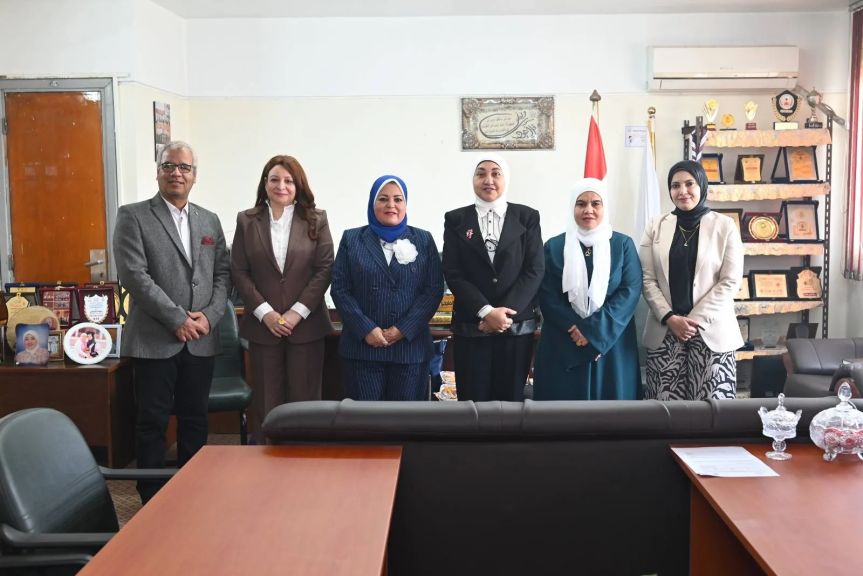 التربية للطفولة المبكرة بأسيوط تشهد مناقشة أول رسالة ماجستير تُمنح في تخصص موسيقى الطفل بقسم العلوم الأساسية