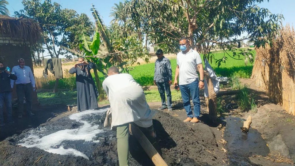 محافظ أسيوط: إزالة مكامير الفحم المخالفة بقريتي المعصرة والواسطى بمركز الفتح حفاظًا على البيئة