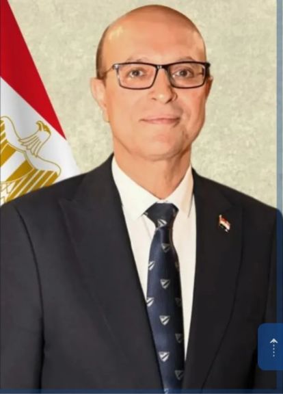 الدكتور المنشاوي يهنئ طلاب جامعة أسيوط التكنولوجية الدولية بحصول مشروع ”ماكينة لإعادة تدوير المخلفات البلاستيكية” على تمويل مبادرة ”مصر تصنع”