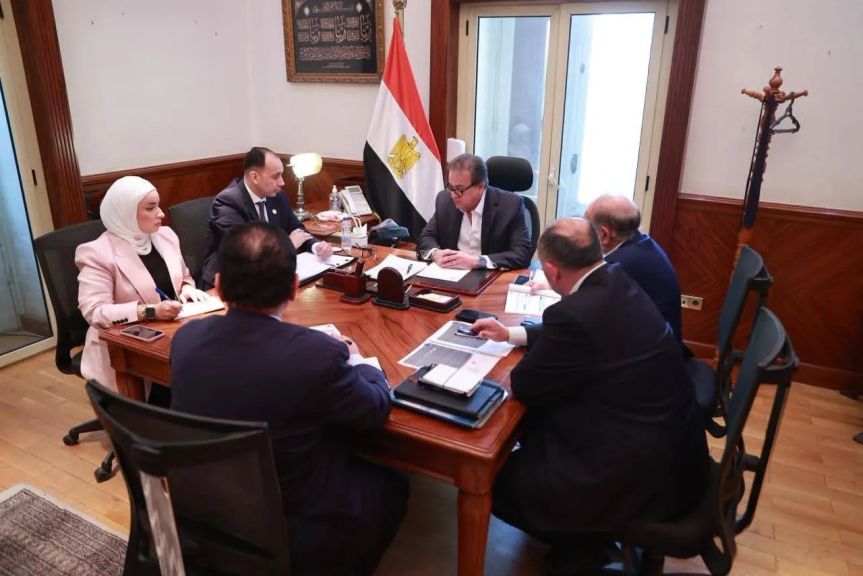 وزير الصحة يتابع أعمال اللجنة العليا للمسؤولية الطبية وسلامة المريض