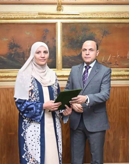 محافظ الغربية يسلم 56 فرصة تشغيل وتمكين اقتصادي في عيد العمال دعمًا للشباب وذوي الهمم والمرأة المعيلة