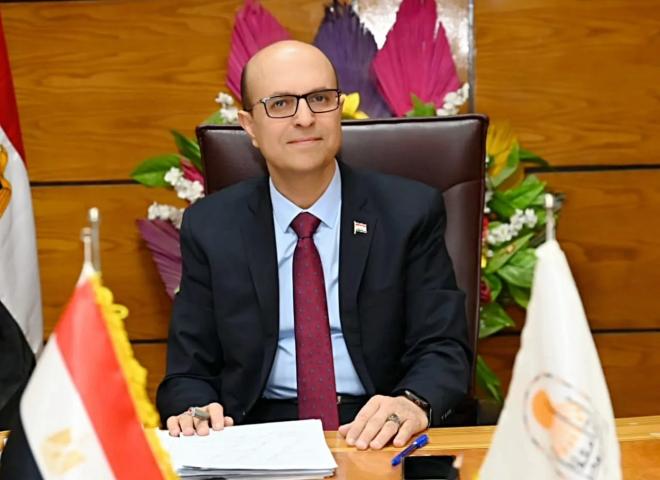 الدكتور المنشاوي يشيد بتأهل مشروعين لطلاب كلية الهندسة للمنافسة في برنامج “مصر تصنع” بالدورة الثالثة