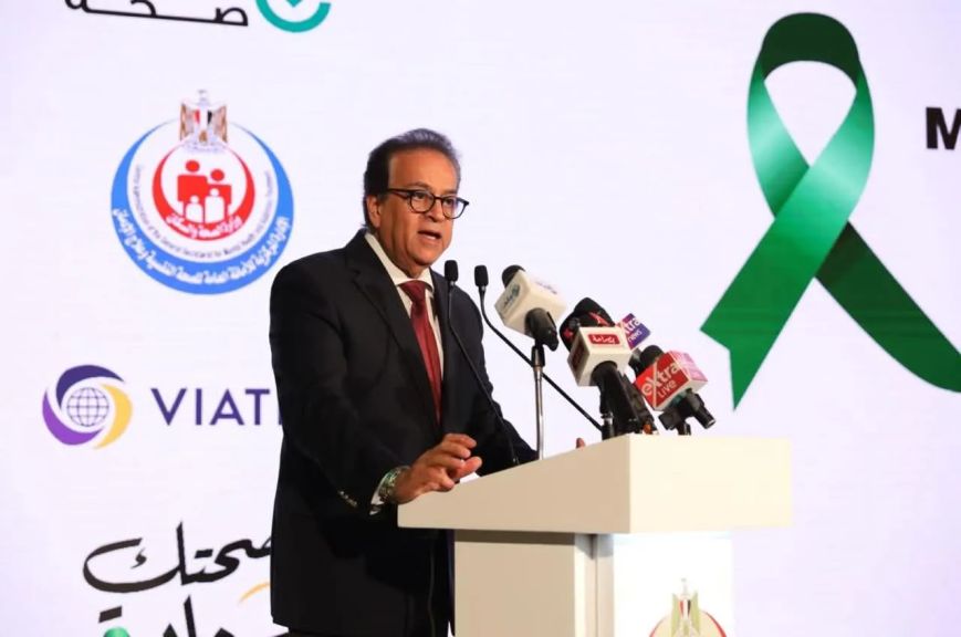 الدكتور خالد عبدالغفار خلال تدشين عيادات «صحتك سعادة»: الصحة النفسية حق أساسي لكل مواطن