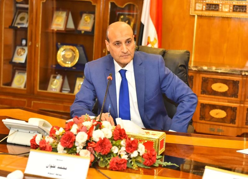 محافظ أسيوط يعلن فتح باب التقديم لعدد 15 سيارة تاكسي للعمل بمدينة أسيوط الجديدة حتى 14 مايو الجاري  أسيوط/محمود العسيري  أعلن اللواء محمد علوان، محافظ أسيوط، فتح باب التقديم لعدد 15 سيارة تاكسي للعمل داخل مدينة أسيوط الجديدة، وذلك في إطار التعاون وال