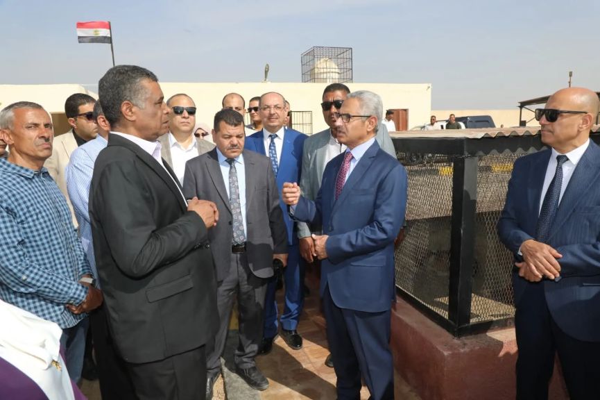 محافظ بني سويف يتفقد بدء التشغيل الفعلي لمركز التحصين والتعقيم البيطري بشرق النيل..