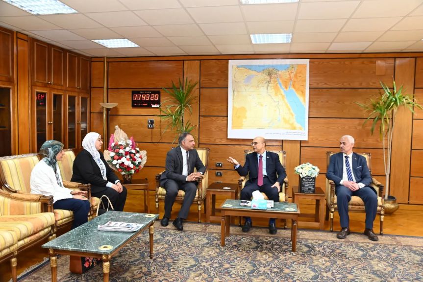 الدكتور المنشاوي يستقبل وفد هيئة تمويل العلوم والتكنولوجيا والابتكار لبحث تعزيز التعاون في المشروعات البحثية ومتابعة مشروع المعمل الوطني لأبحاث الأمراض المعدية