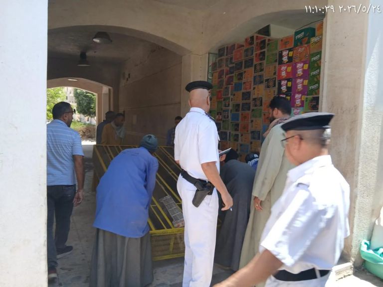 جهاز أسيوط الجديدة يواصل حملاته الدورية لضبط الشارع وإزالة التعديات والإشغالات