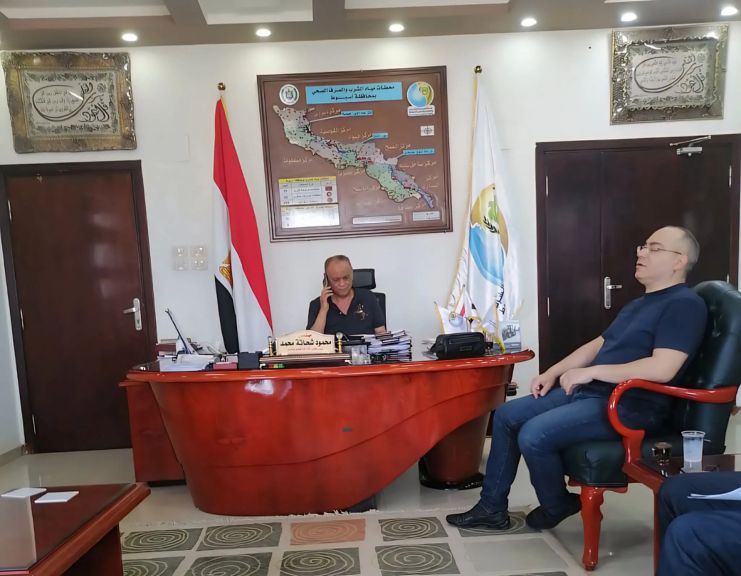 النائب محمد على رشوان يلتقى رئيس شركة المياه والصرف الصحى باسيوط لبحث مشروعات مركز صدفا