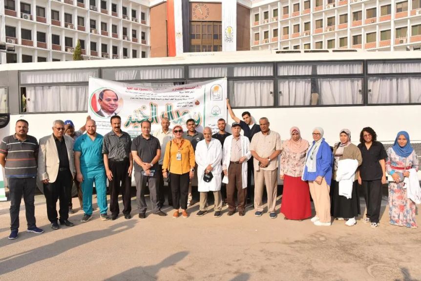 خلال 3 سنوات من العطاء المجتمعي.. جامعة أسيوط تدعم المبادرة الرئاسية ”حياة كريمة” بقوافل طبية وتنموية شاملة