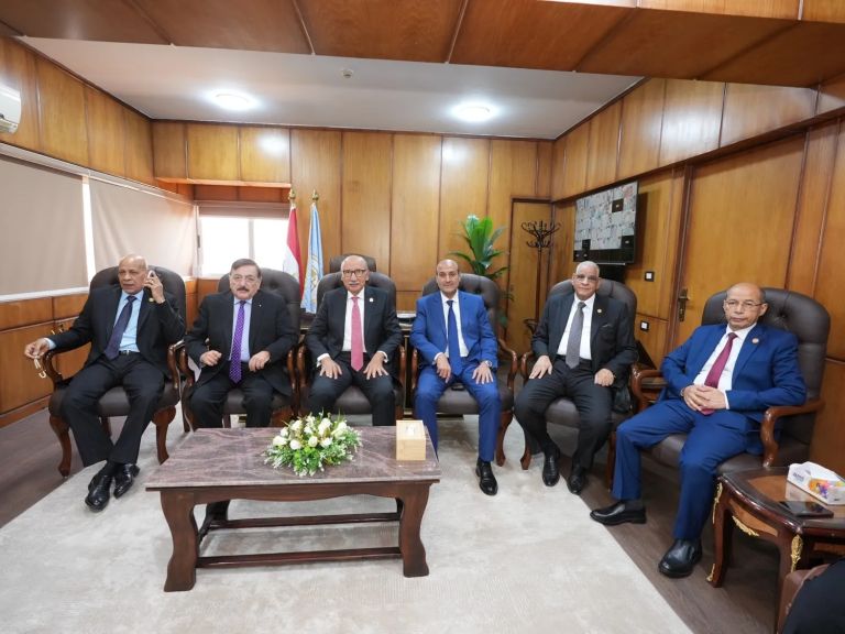 محافظ أسيوط يشهد مئوية محكمة الاستئناف  ويؤكد: القضاء المصري ركيزة الأمن والاستقرار ودعامة بناء الجمهورية الجديدة