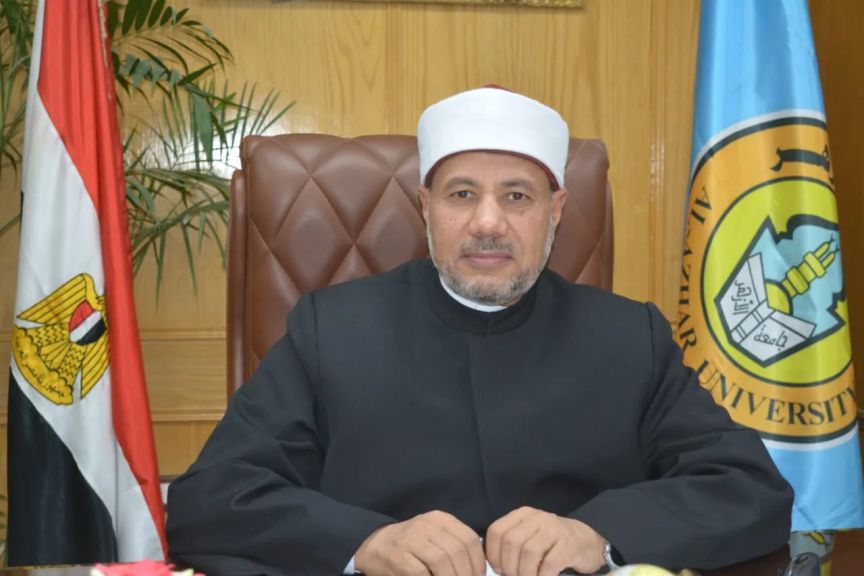 عميد طب الأسنان بأسيوط يتفقد العيادات الخارجية ويطمئن على مستوى الخدمات العلاجية