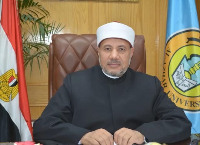 عميد طب الأسنان بأسيوط يتفقد العيادات الخارجية ويطمئن على مستوى الخدمات العلاجية