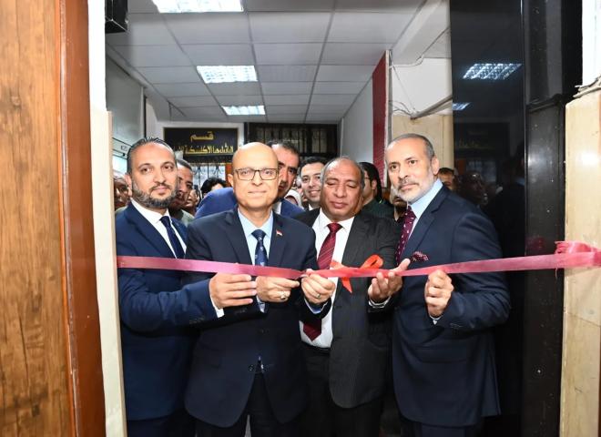 الدكتور المنشاوي يفتتح أعمال تطوير قسم الحريم المجاني بمعهد جنوب مصر للأورام بجامعة أسيوط