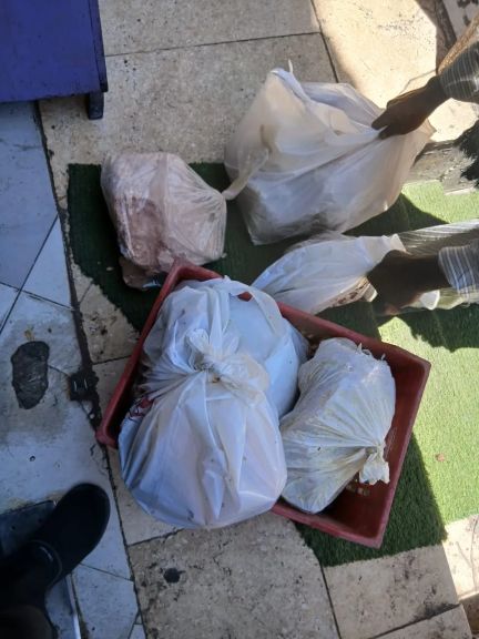 محافظ أسيوط: ضبط 80 كجم لحوم غير صالحة للاستهلاك الآدمي خلال حملة تموينية بالقوصية