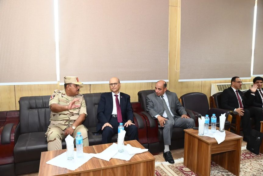 الدكتور المنشاوي يستقبل محافظ أسيوط وعددًا من القيادات التنفيذية والعسكرية والدينية في احتفالية الجامعة بالذكرى الثالثة عشرة لثورة 30 يونيو المجيدة