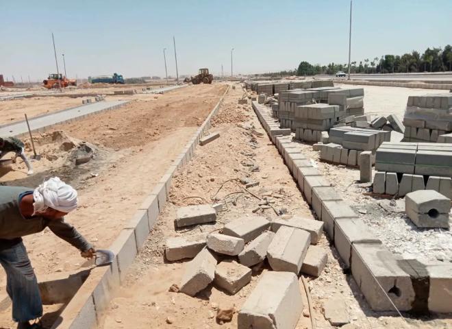 رئيس جهاز أسيوط الجديدة: استمرار أعمال التطوير ورفع كفاءة الطرق والميادين بمدينة أسيوط الجديدة