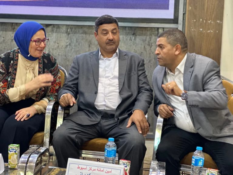 إحنا معاك».. نواب مستقبل وطن بأول وثاني أسيوط يطمئنون الأهالي: العمل مستمر حتى الإنجاز