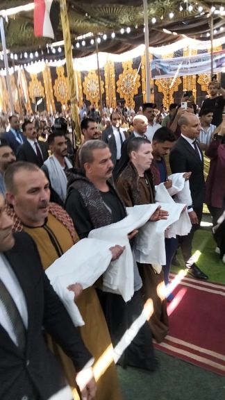​بعد 16 عاماً من النزاع.. الأمن ولجنة المصالحات ينجحان في إنهاء خصومة ثأرية بين عائلتي ”الأزرق” و”البيجاوي” بأسيوط